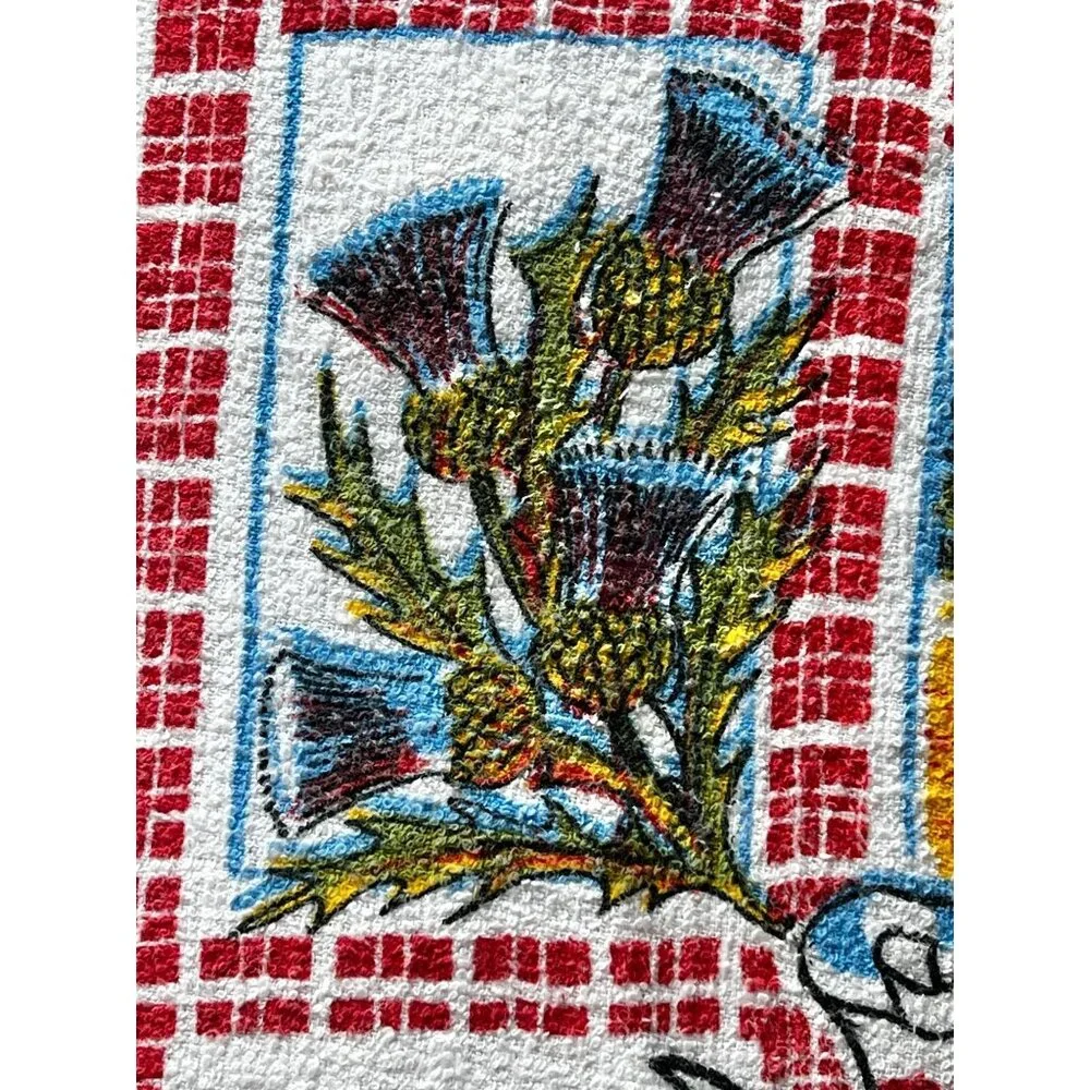 Vintage Scottish Souvenir Tea Towel With Lion Rampant Design & Bonnie Scotland